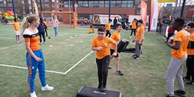 District Spots bieden jongeren veilige sportplekken waar ze zich kunnen ontwikkelen