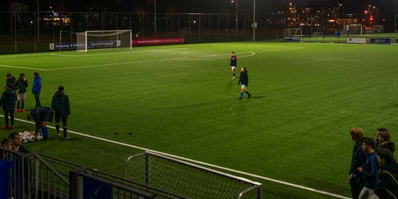 Vroege avondlockdown maakt sporten moeilijk